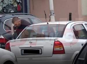 VIDEO PAPARAZZI / Ioniţă de la Clejani a renunţat la Merţan-ul de 80.000 de euro! Acum conduce o maşină mai ieftină decât un telefon mobil