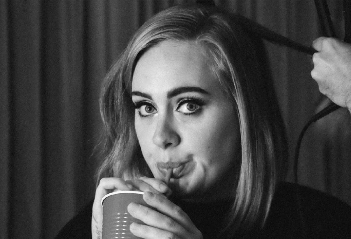 VIDEO / Adele şi-a scos conacul la vânzare! Cât costă casa în care a locuit artista