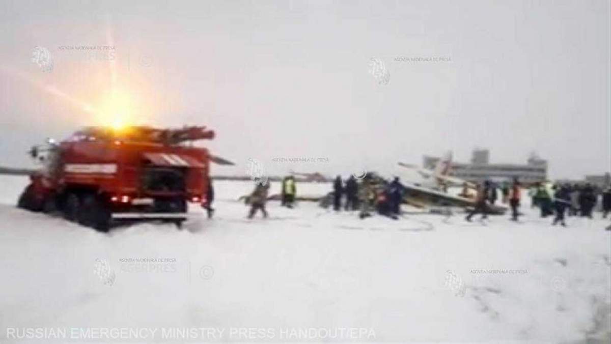 Ultimă oră! Un avion cu 71 de oameni la bord, dispărut de pe radare!