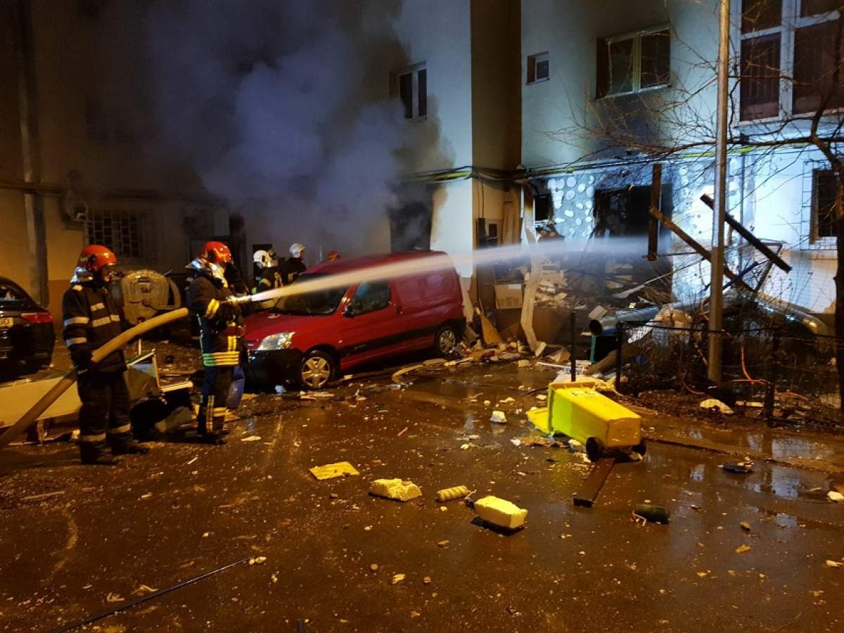 FOTO / Explozie puternică în București. Imagini teribile de la faţa locului