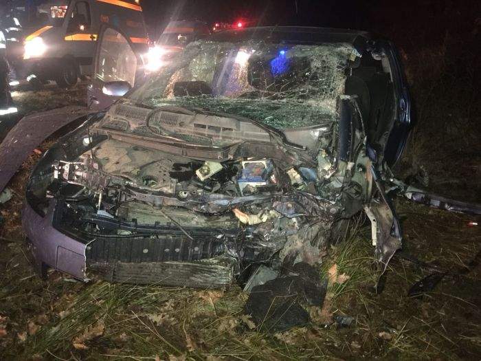 FOTO / Accident grav în Timiș! O fetiță de 6 ani a murit, iar alte persoane sunt rănite