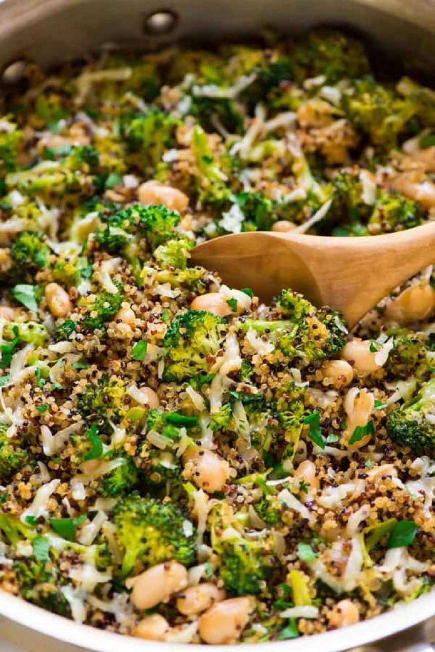 Fasole cu broccoli şi seminţe de quinoa