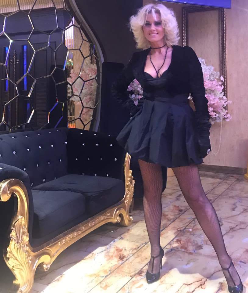 FOTO / O îndrăgită  actriţă îşi caută iubit. Criteriul suprem al artistei te va lăsa fără cuvinte