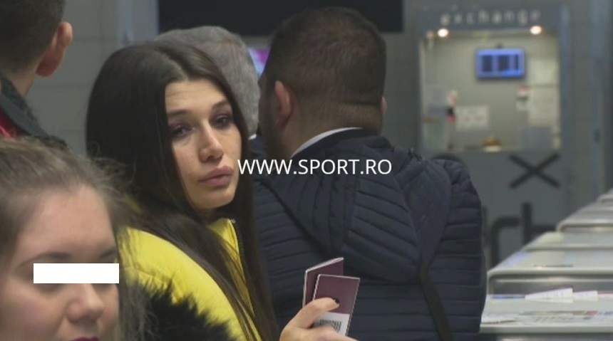 FOTO / Elena Băsescu a plecat din ţară alături de iubit! S-a urcat în acelaşi avion cu fotbaliştii de la FCSB