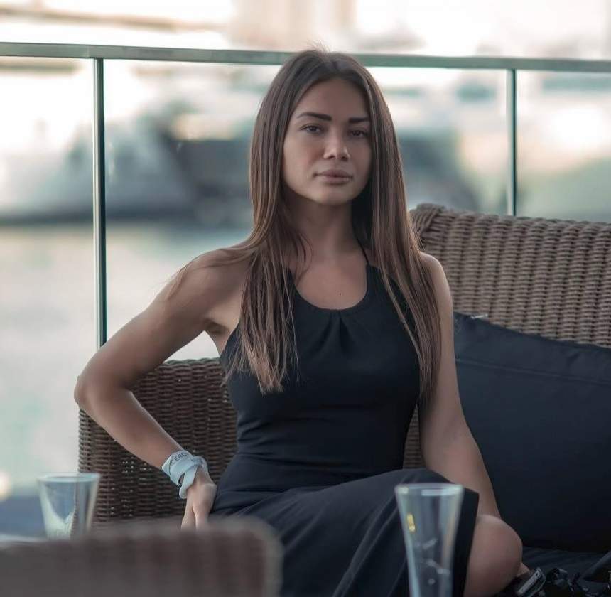 FOTO / Anastasia Cecati, şedinţă foto super-sexy pe stadionul Dinamo în urmă cu 6 ani! Cine era bărbatul perfect pentru ea