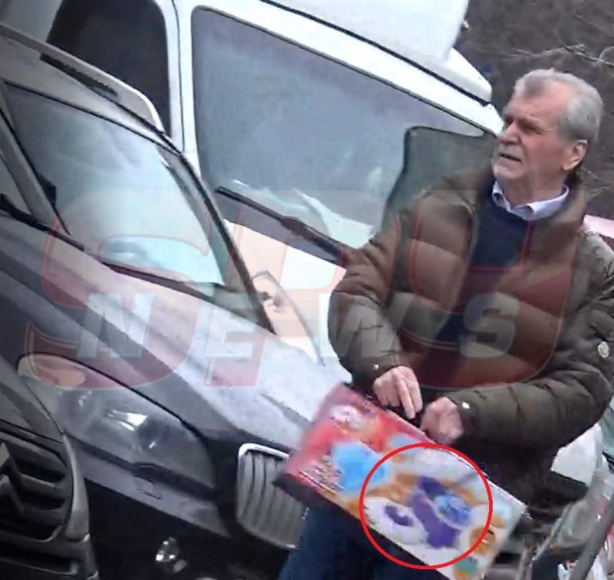 VIDEO PAPARAZZI / A fost barosan de top, iar acum a ajuns la mop! Imagini incredibile cu Dinu „Vamă”