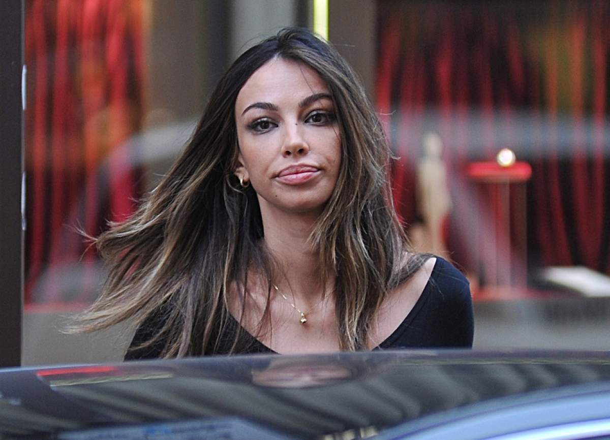 FOTO / Îmbrăcată foarte mulat, Mădălina Ghenea a lăsat totul la vedere! Bărbații sigur au întors capul după ea pe stradă