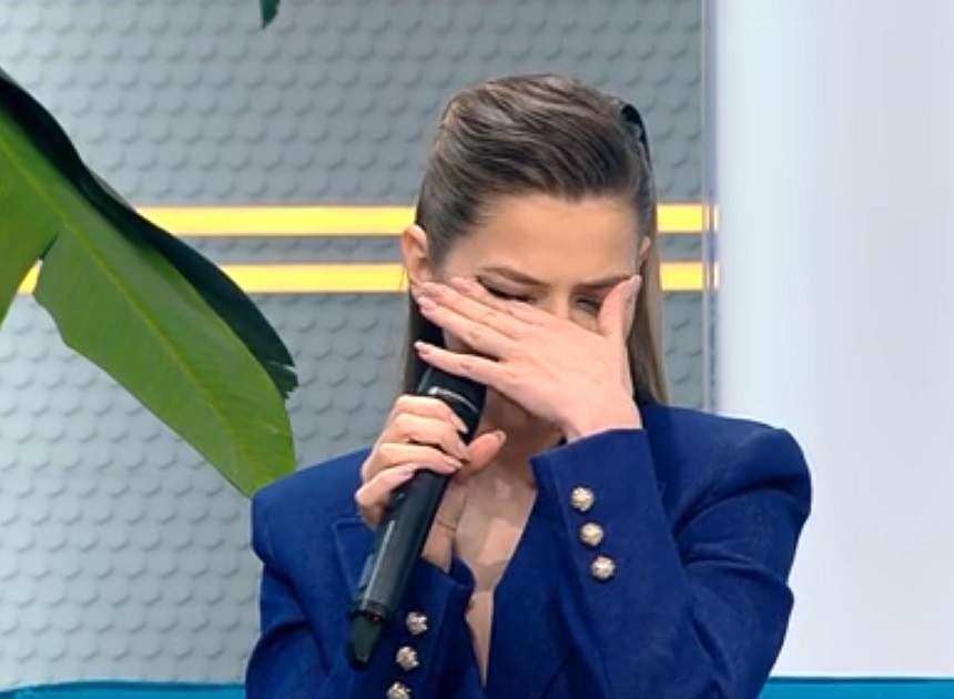 VIDEO / Lidia Buble, în lacrimi la TV, în faţa lui Răzvan: "Am ochii uscaţi de dor"