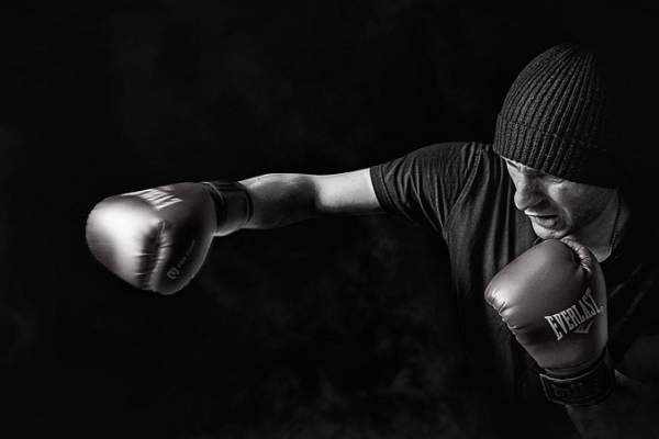 FOTO / Dramă în lumea sportului! Un boxeur de 31 de ani a murit după ce a câştigat ultimul lui meci