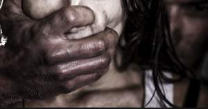 VIDEO / Bătută și violată la 16 ani de vecinul obsedat. Drama cumplită a unei adolescente distrusă pe viață