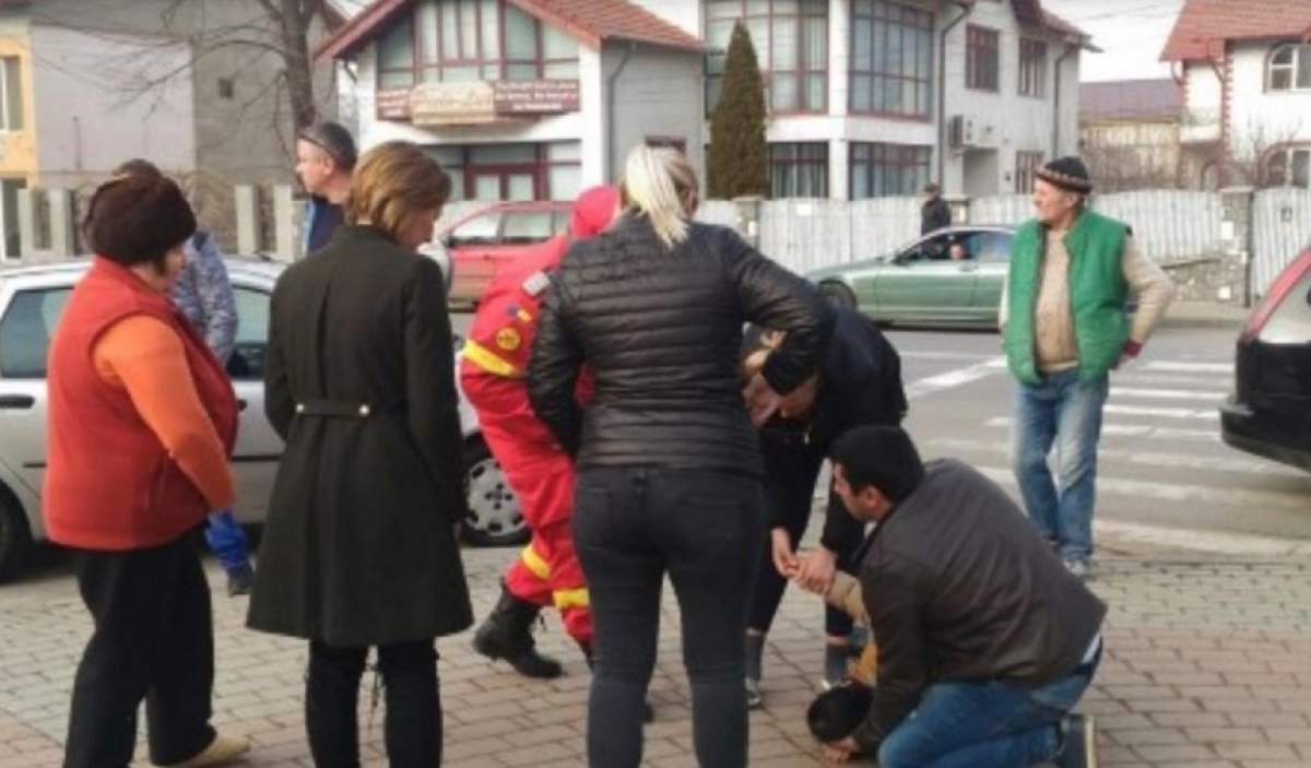 Nepăsarea a întrecut orice măsură! O femeie a căzut pe o stradă din Focşani şi a stat leşinată mult timp până cineva a sărit să o ajute