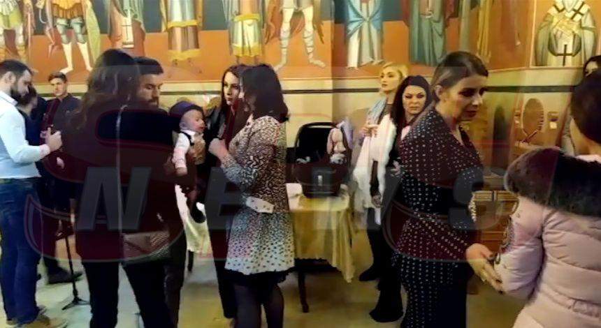 VIDEO / Naşa Anamaria Prodan a impresionat cu ţinuta aleasă la botezul fiului lui Gabriel Enache. Toate privirile au fost îndreptate spre ea