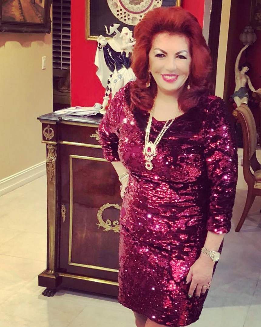 Carmen Harra a mers la medicul estetician. Ce intervenţii şi-a făcut clarvăzătoarea