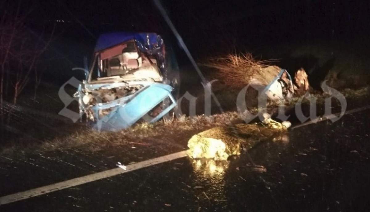 FOTO / Accident grav în Arad! Doi oameni au murit şi alte două persoane sunt rănite