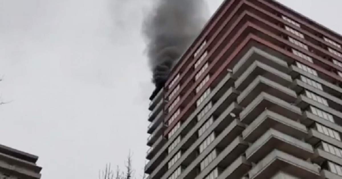 VIDEO / Incendiu la un ansamblu rezidențial din Capitală! Pompierii intervin de urgență