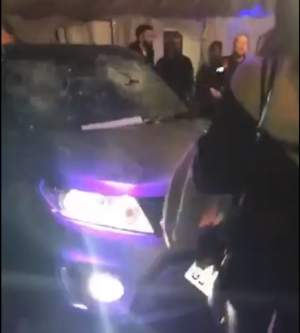 VIDEO / Atac cu maşina, în Marea Britanie! Un tânăr a intrat în mulţime. 13 persoane sunt rănite