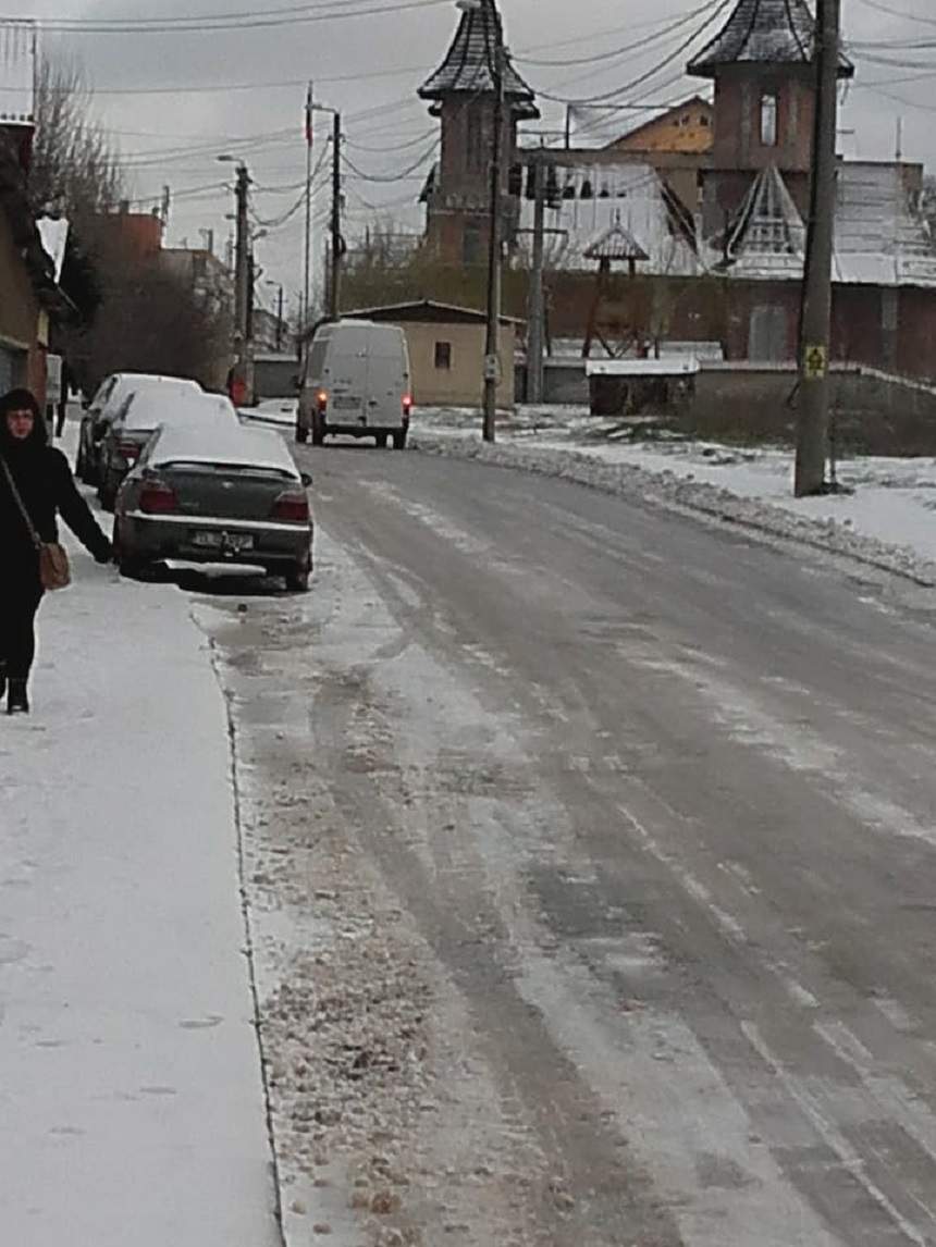 FOTO / Imagini spectaculoase cu ninsorile abundente şi fenomenele extreme din România