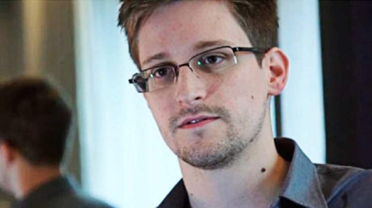 Edward Snowden atacă dur FACEBOOK: "Este cea mai de succes înşelătorie". Ce s-ar ascunde, de fapt, în spatele reţelei de socializare