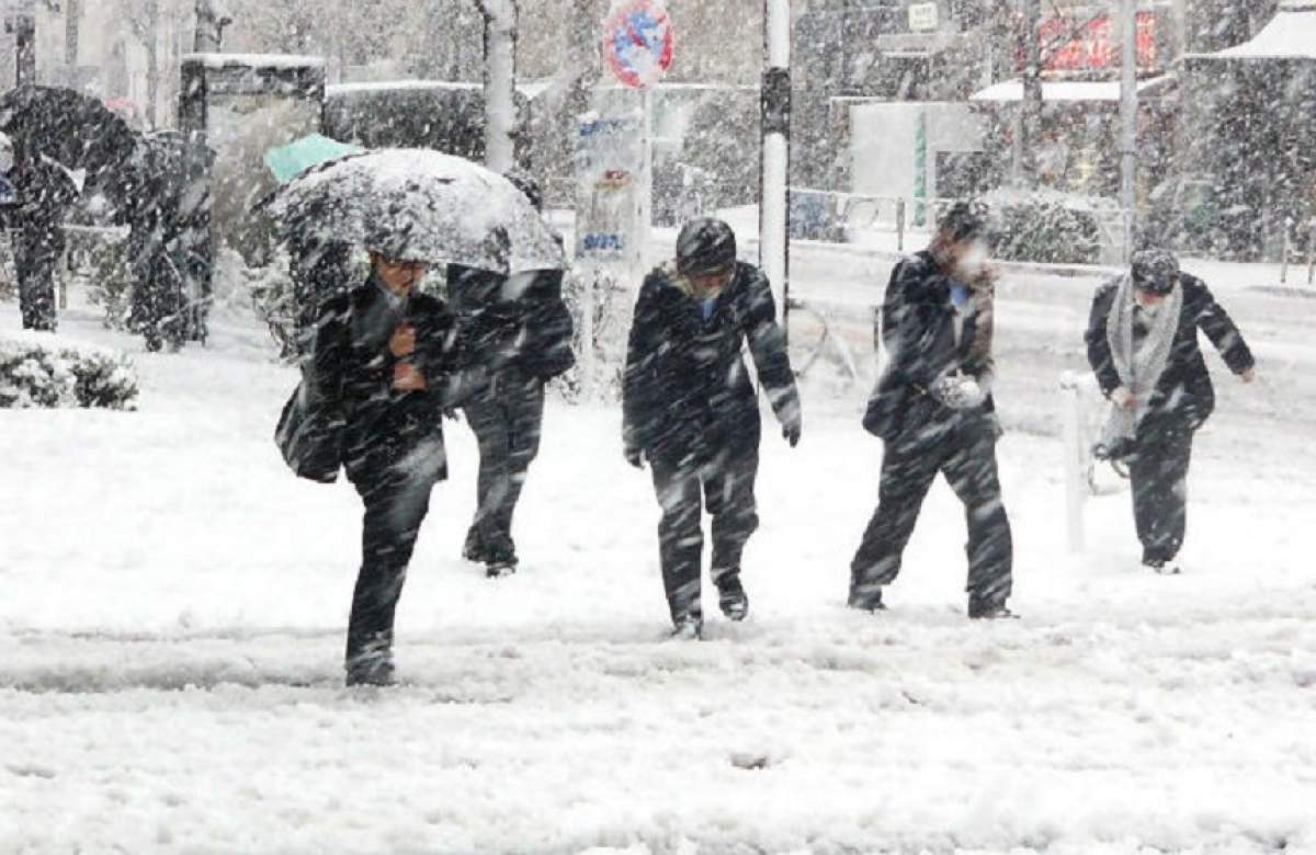 România, lovită de o puternică furtună de zăpadă! Temperaturile vor coborî până la -20 de grade Celsius