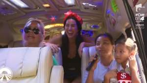 VIDEO/ Distracție pe cinste la Asia Express! Vedetele s-au plimbat cu taxiul-karaoke. Vica Blochina: "Eu nu am ureche muzicală, am picioare ritmice"