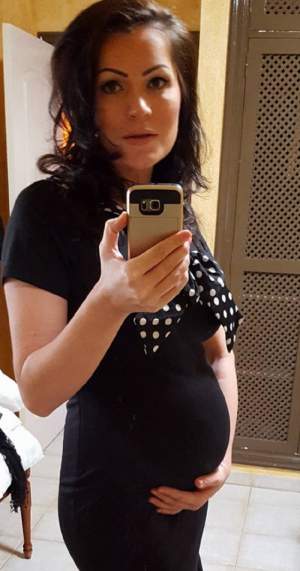 FOTO / Ancuța Cârcu, însărcinată în șase luni. "Fiecare copil vine pe lume cu un mesaj"
