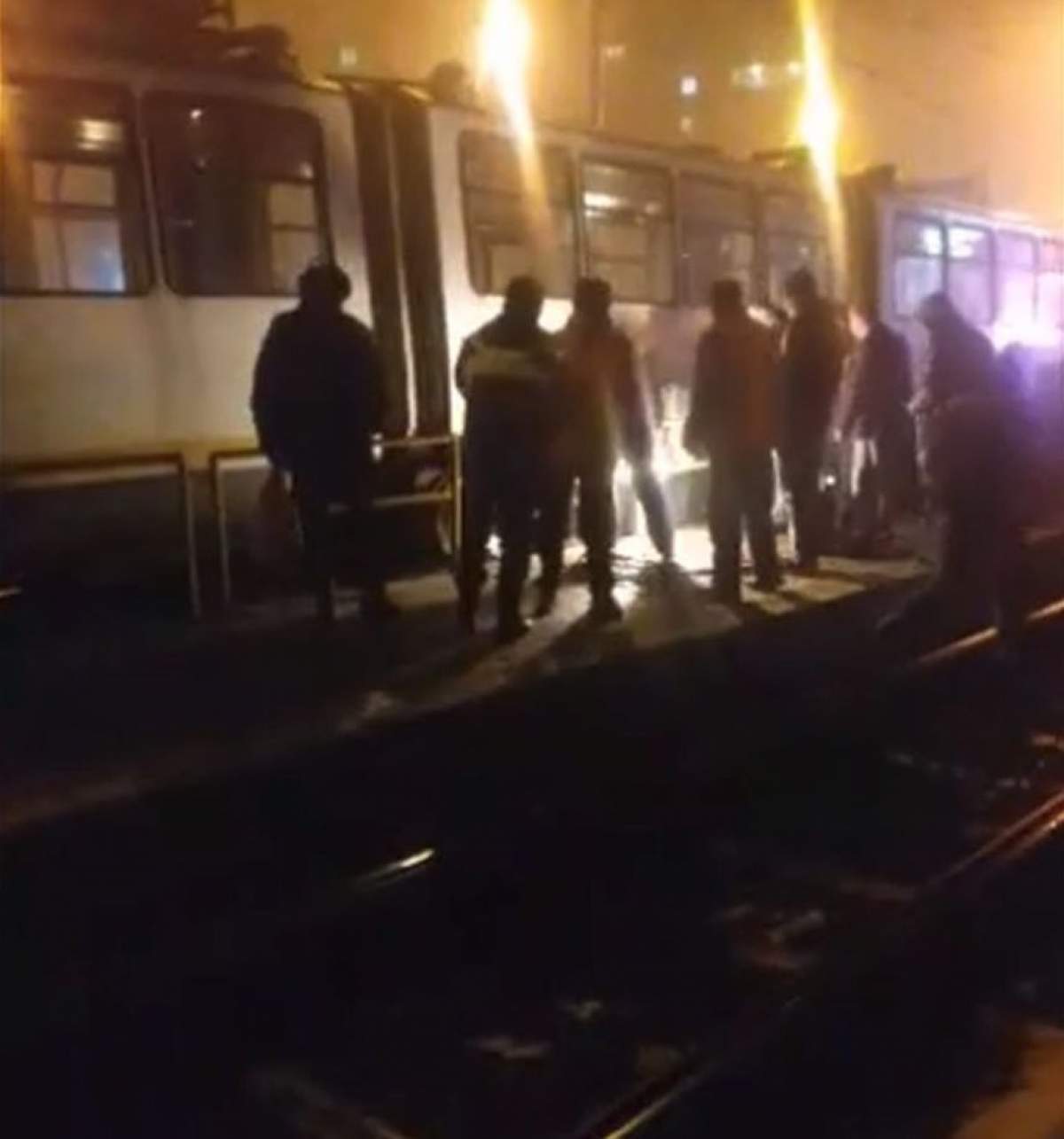 VIDEO / Probleme grave la tramvaiul 41. S-a întâmplat în urmă cu puţin timp, în Bucureşti