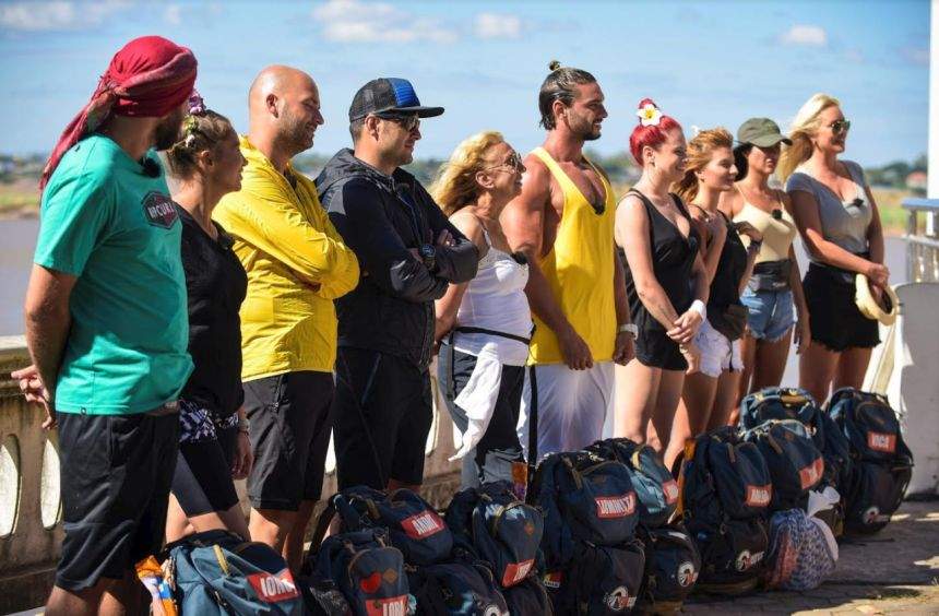VIDEO / Probe de foc în competiţia "Asia Express"! Concurenţii, la limita rezistenţei: "Mă gândeam dacă mă taie omul"