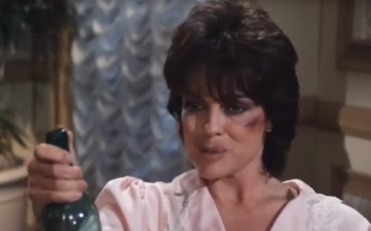 FOTO / Îţi mai aduci aminte de Sue Ellen din seria ''Dallas''? Uite cum arată actriţa la vârsta de 77 de ani