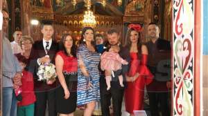 FOTO / Primele imagini de la biserică, la botezul fiicei lui Tavi Clonda și a Gabrielei Cristea