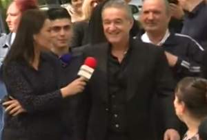VIDEO / Gigi Becali, printre cei sosiți să-i spună adio Ionelei Prodan. Gestul emoționant făcut față de Laurențiu Reghecampf