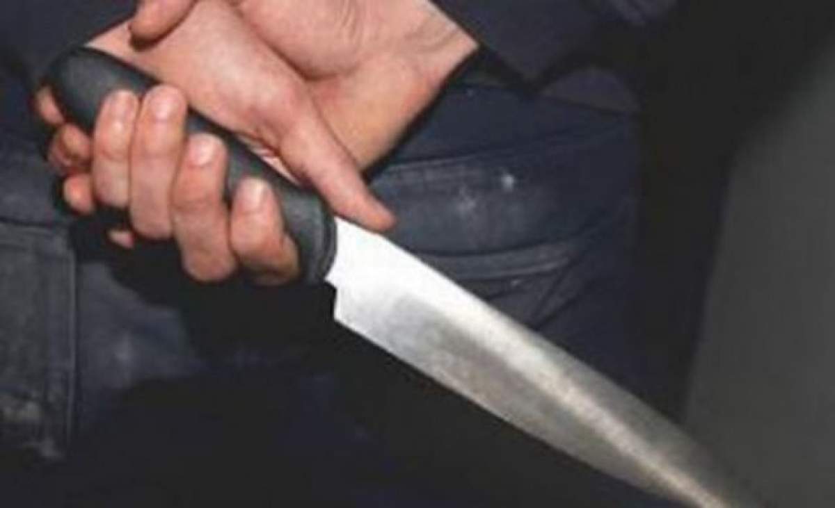 Scene cutremurătoare în Iași! O tânără a fost amenințată cu cuțitul, în timpul slujbei de Înviere. Cine este agresorul