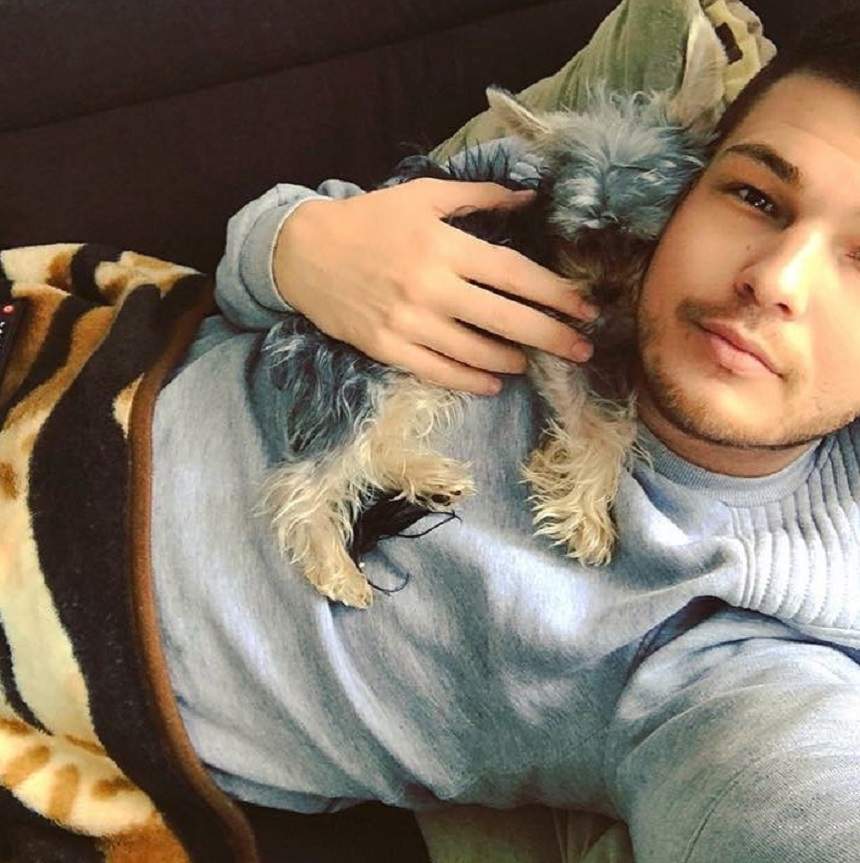 Clipe de groază pentru Răzvan Botezatu! A ajuns de urgenţă cu câinele său la spital