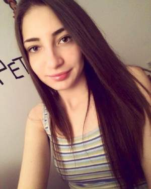 Ea este adolescenta de 18 ani, din Botoşani, ucisă şi abandonată în pădure ! Criminalul ei are 16 ani