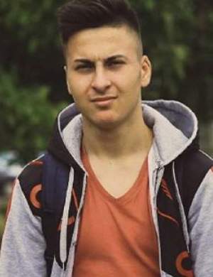 Motivul şocant al crimei din Botoşani! Primele imagini cu adolescentul de 16 ani care a ucis-o pe  Petronela cu 30 de lovituri de cuţit