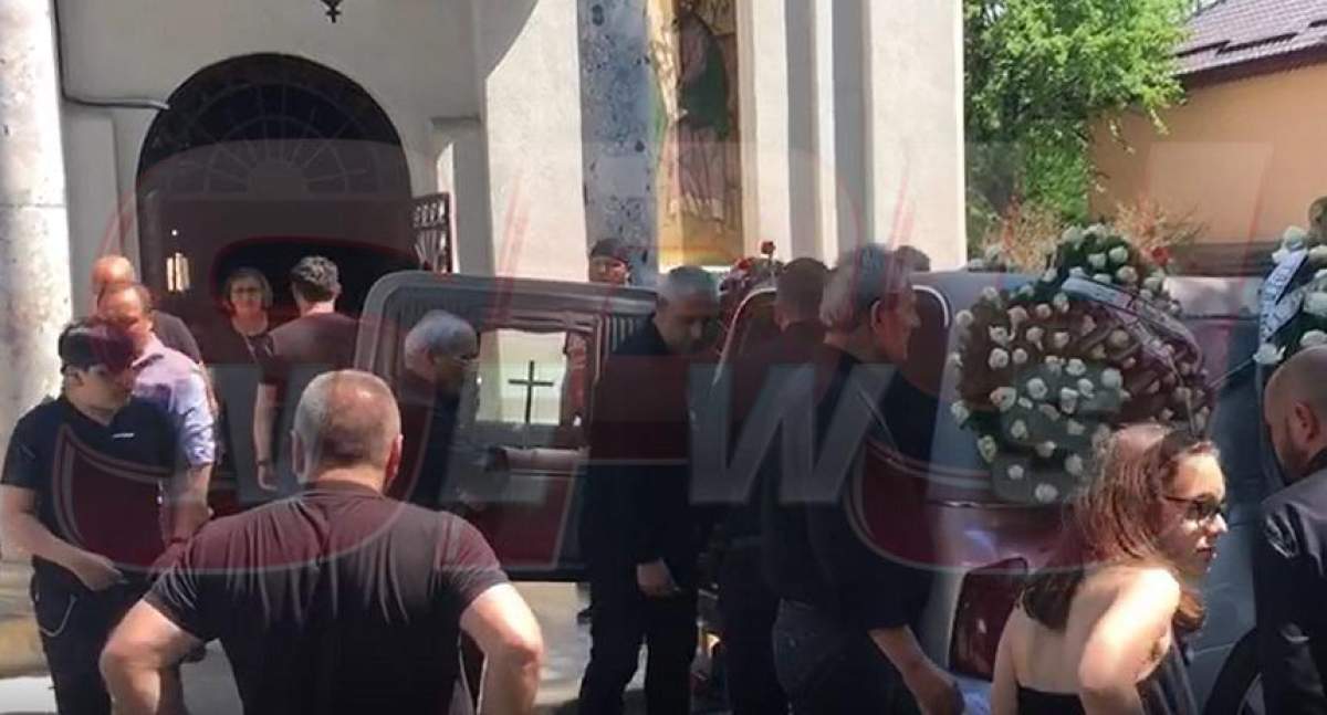 Mesajul scris pe coroana fiului său de Nelu Ploieşteanu! Oamenii au izbucnit în lacrimi