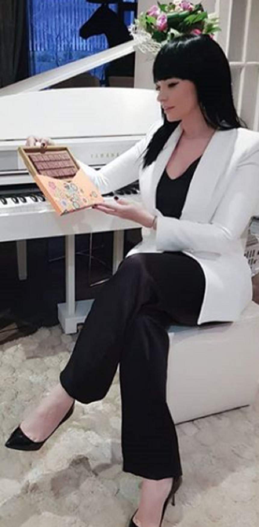 Schimbările se ţin lanţ în viaţa sa! Andreea Marin îşi surprinde din nou fanii: "Cleopatra de România"