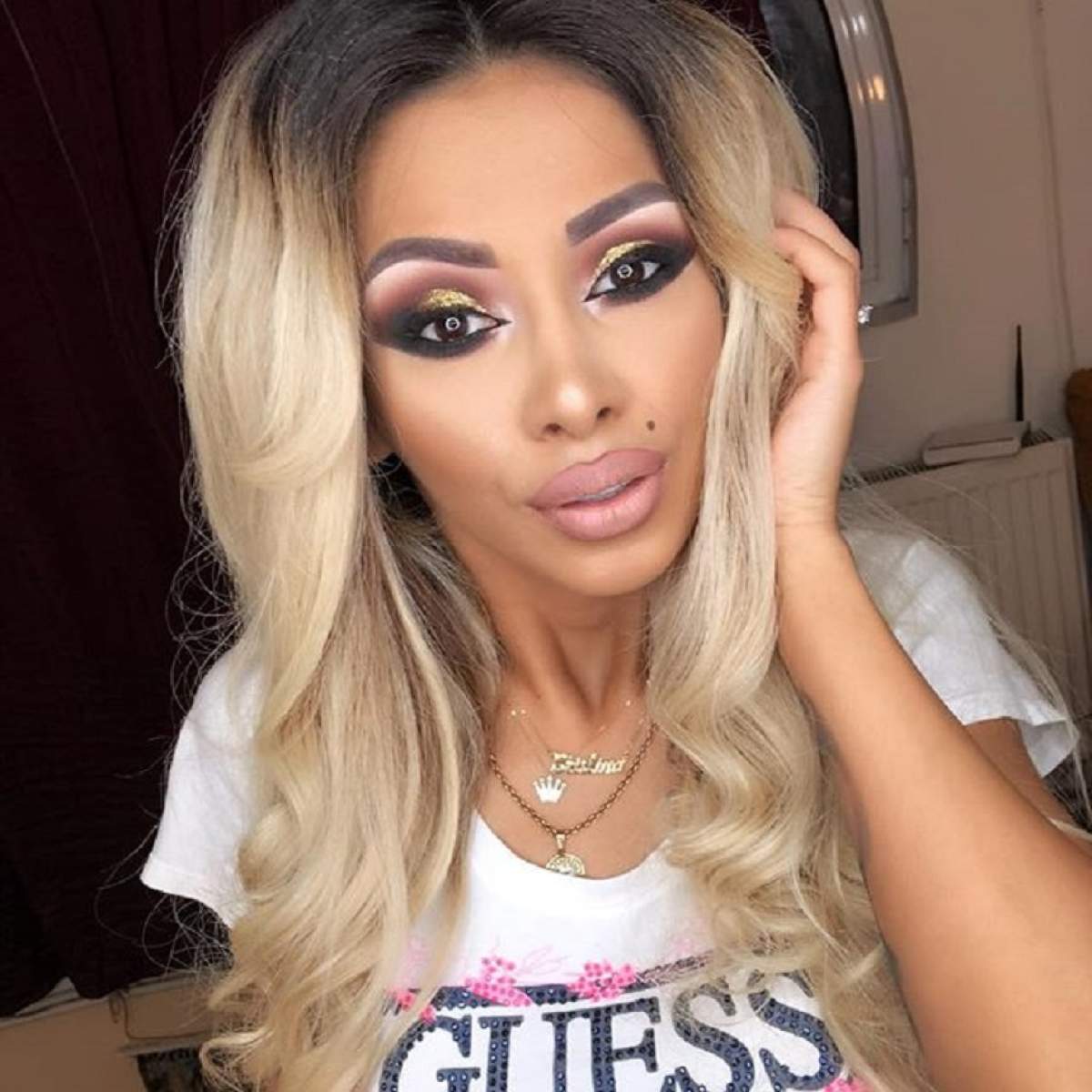 FOTO / Cristina Pucean, complet nemachiată pe rețelele de socializare. Fanii au reacționat imediat: „Cea mai frumoasă regină”