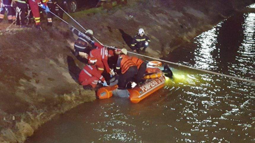 VIDEO & FOTO / UPDATE: 9 persoane au murit, într-un accident teribil, în Neamţ