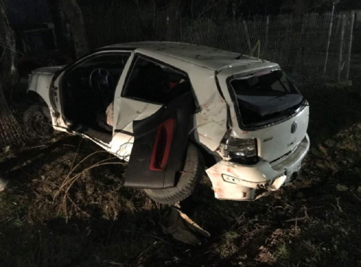 Accident grav în noaptea de Înviere! Doi tineri sunt în comă, după ce au fost aruncați prin geamurile mașinii