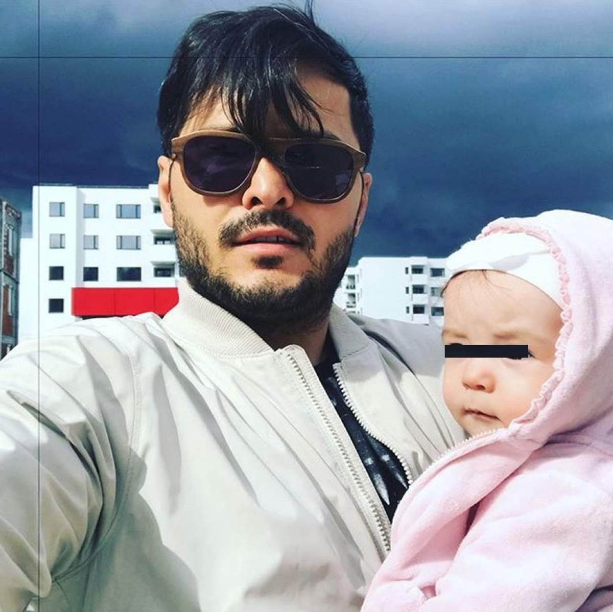 FOTO / Ce face Liviu Vârciu cu o săptămână înainte de marea petrecere dată în cinstea micuţei sale. "Bebe meu"