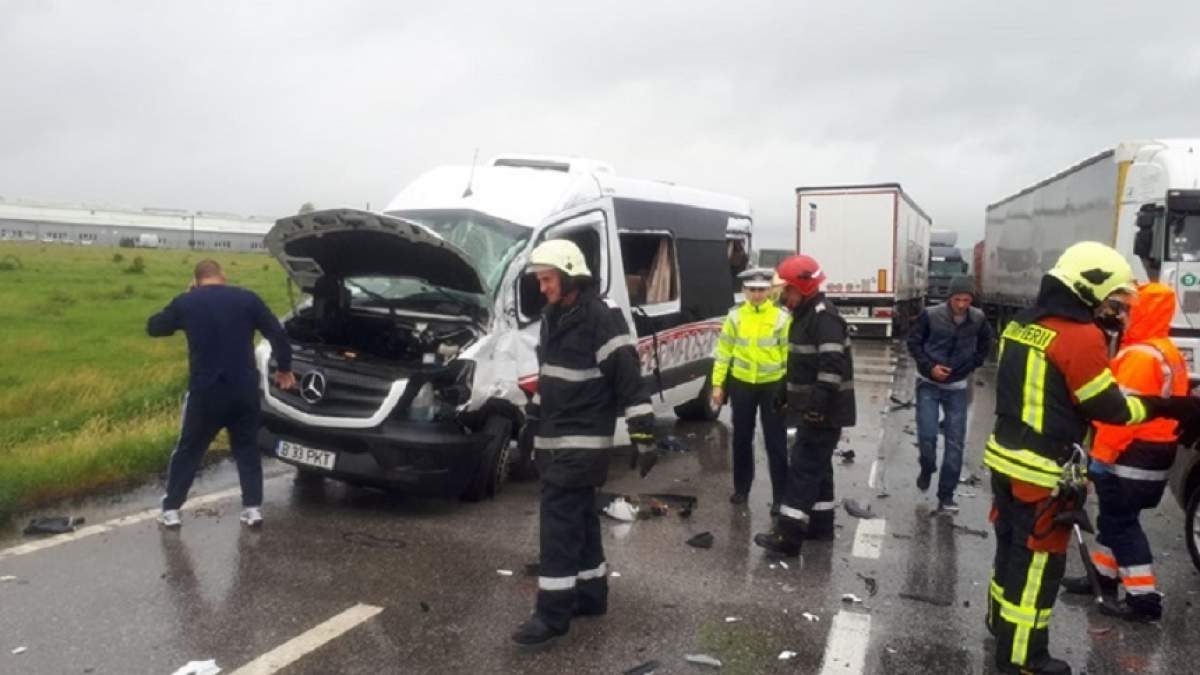 FOTO / Accident grav lângă Lugoj. Șapte copii aflați în excursie au fost răniți