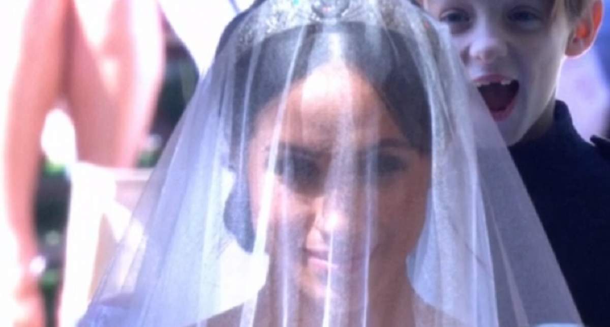 FOTO / Primele imagini cu rochia de mireasă a lui Meghan Markle! Soția prințului Harry a strălucit într-o rochie absolut fabuloasă