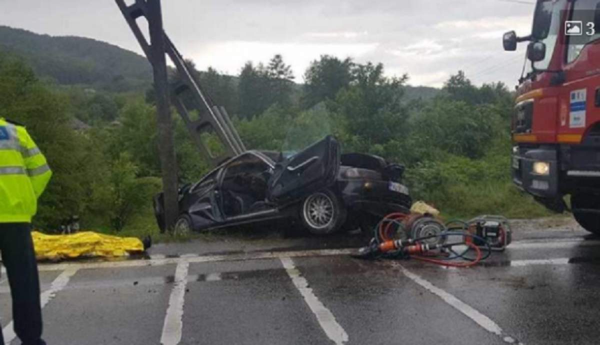 FOTO / Accident grav pe Valea Oltului! O persoană a murit