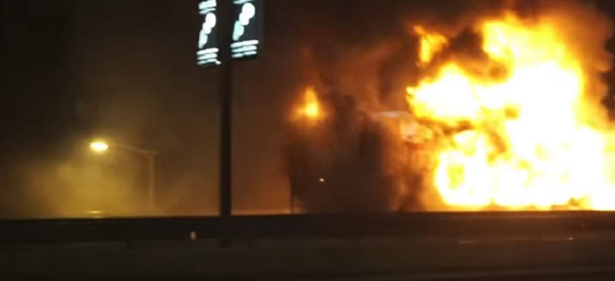 VIDEO & FOTO / Autocarul unei cunoscute echipe de fotbal a fost incendiat! Toți jucătorii erau înauntru în momentul incidentului
