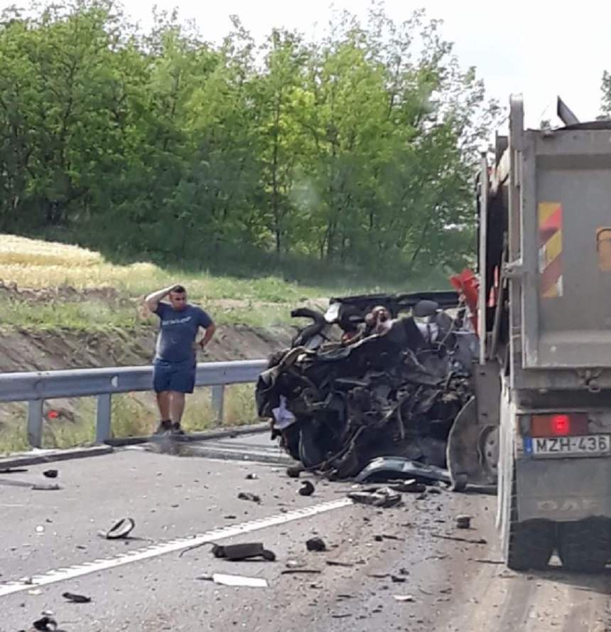 Primele imagini de la carnagiul din Ungaria! 7 români sunt morţi. O maşină a ambasadei României a ajuns la faţa locului