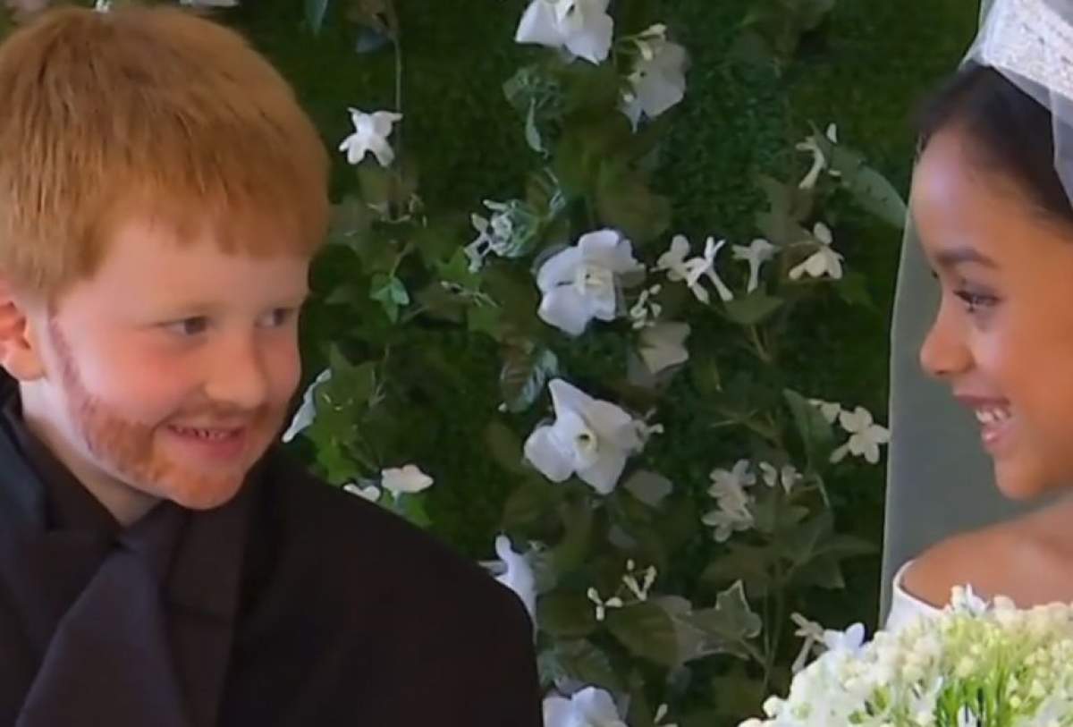 FOTO / Nunta regală, reinterpretată de doi copii. Cum arată Meghan Markle şi Prinţul Harry în miniatură