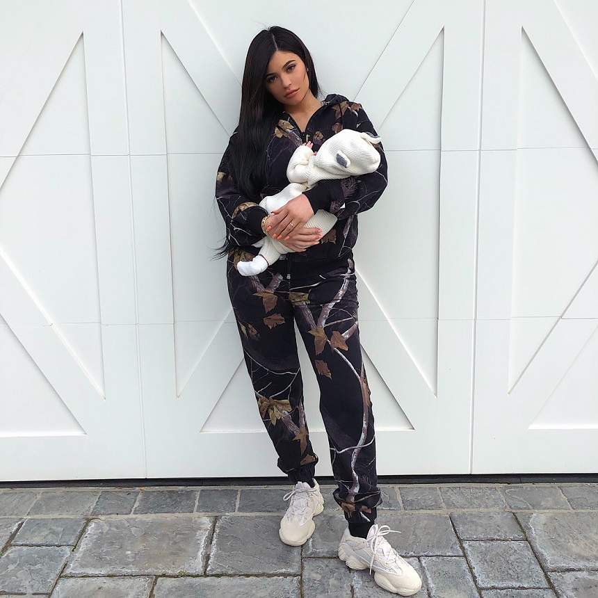 FOTO / Kylie Jenner a slăbit spectaculos după sarcină. Cum a ajuns să arate acum