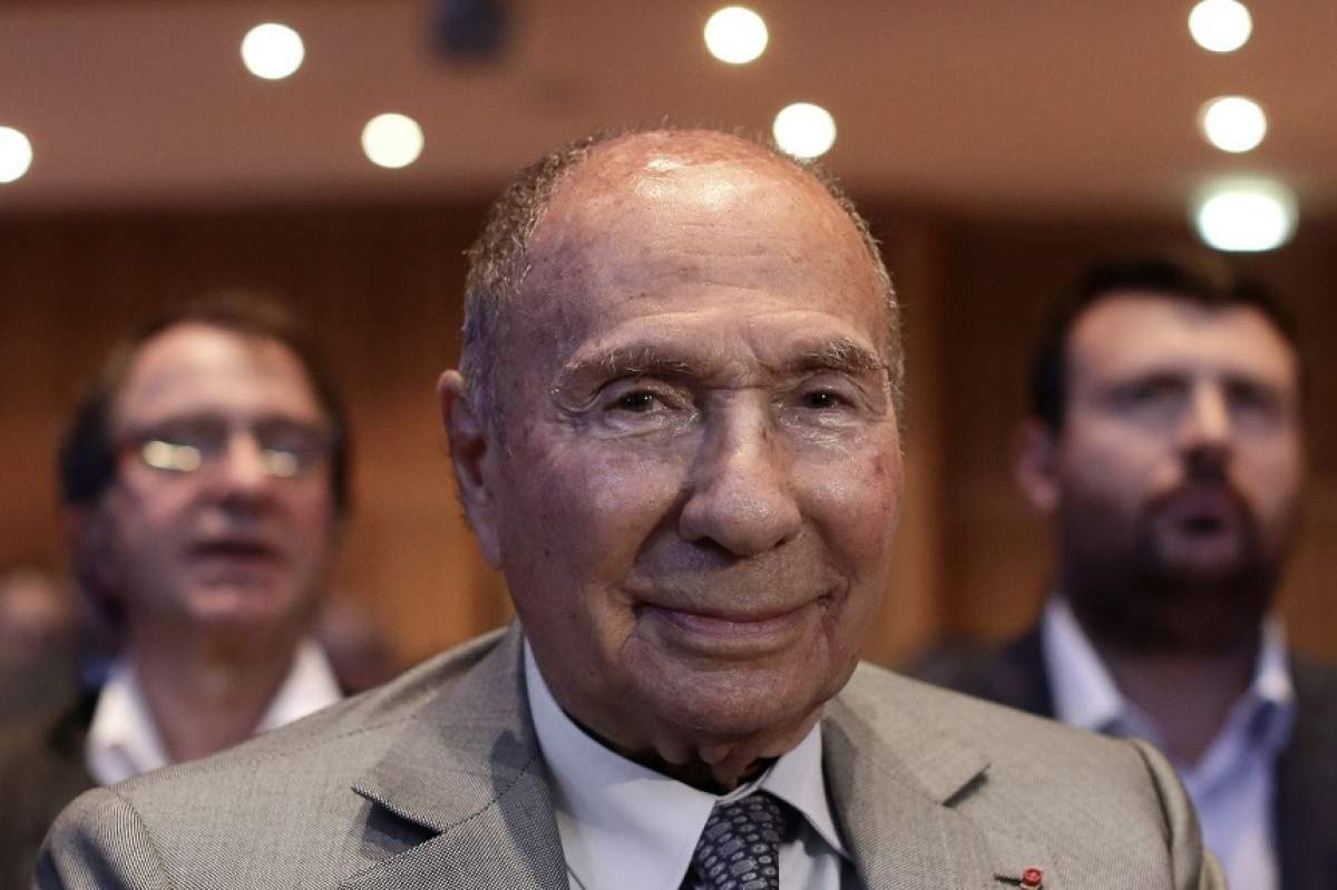 Un celebru miliardar francez s-a stins din viață. Era apropiat al familiei Sarkozy
