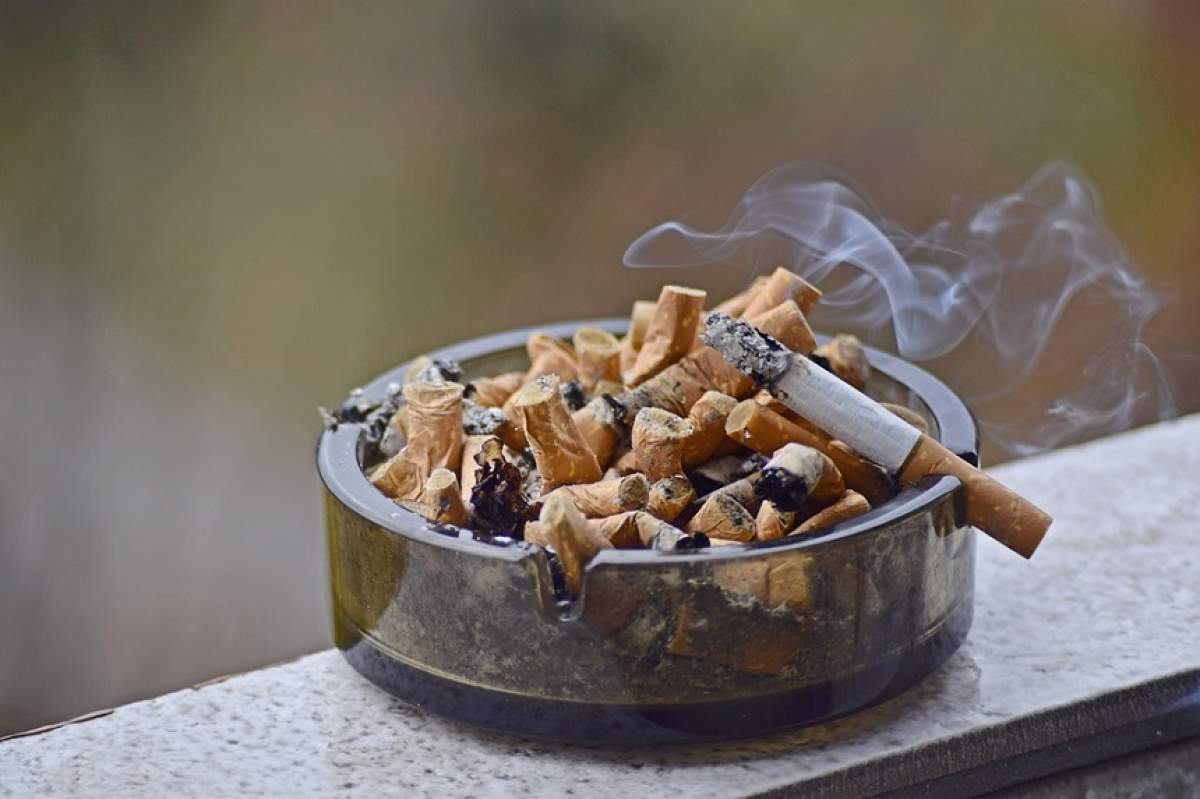 VIDEO / Adevărul dureros despre diferența dintre plămânii unui fumător şi cei ai unui nefumător. O asistentă medicală a publicat imaginile înfiorătoare