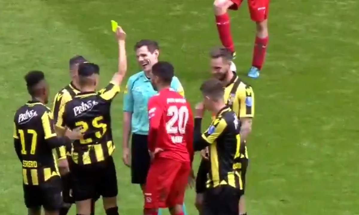 VIDEO EPIC! Un arbitru a primit cartonaşul galben din partea unui fotbalist! Vezi momentul incredibil